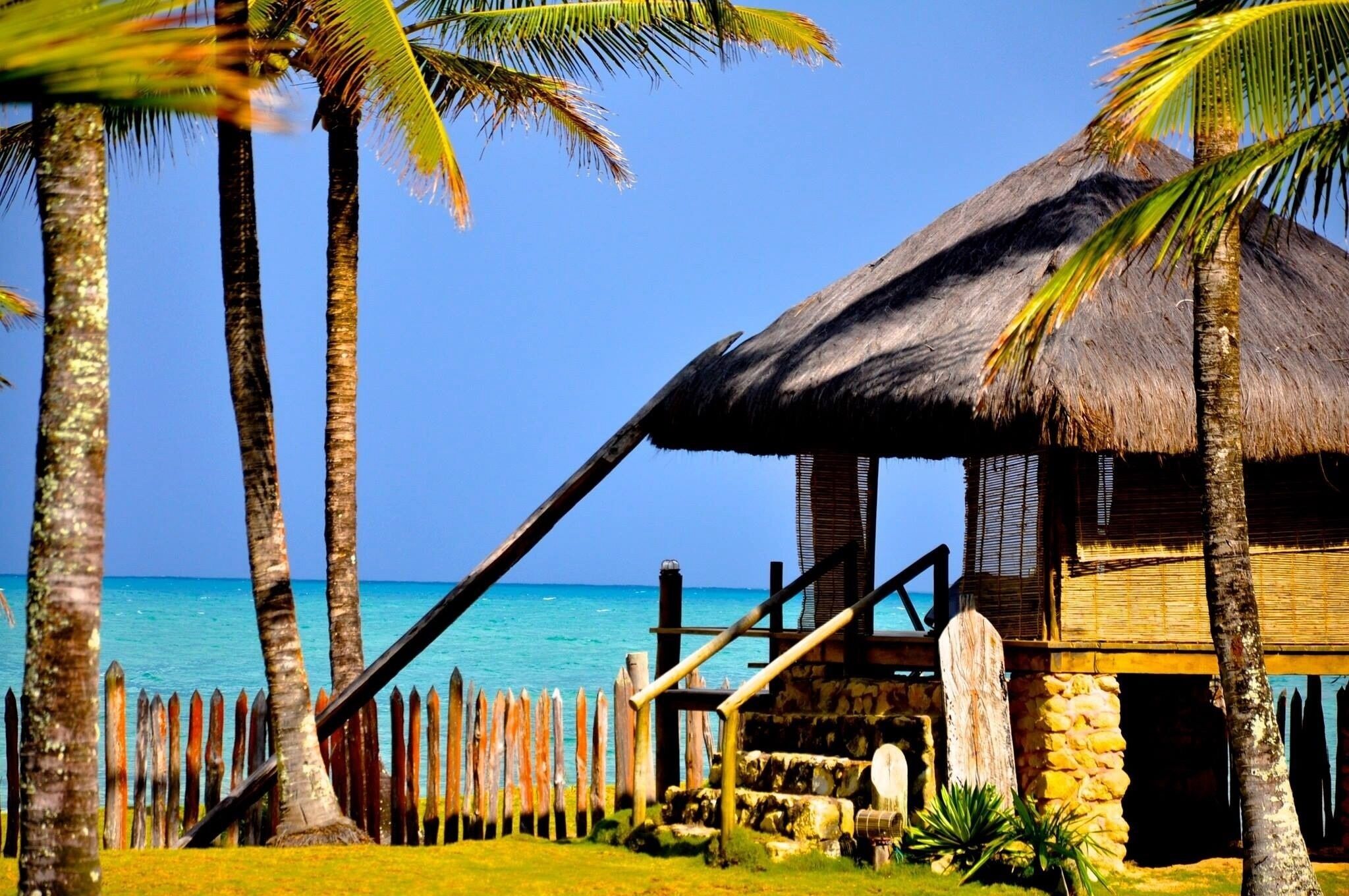 House on the edge of Old Taipus beach