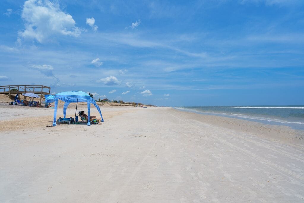 Large Vilano Beach House - Semi Private Pool - Oceanside