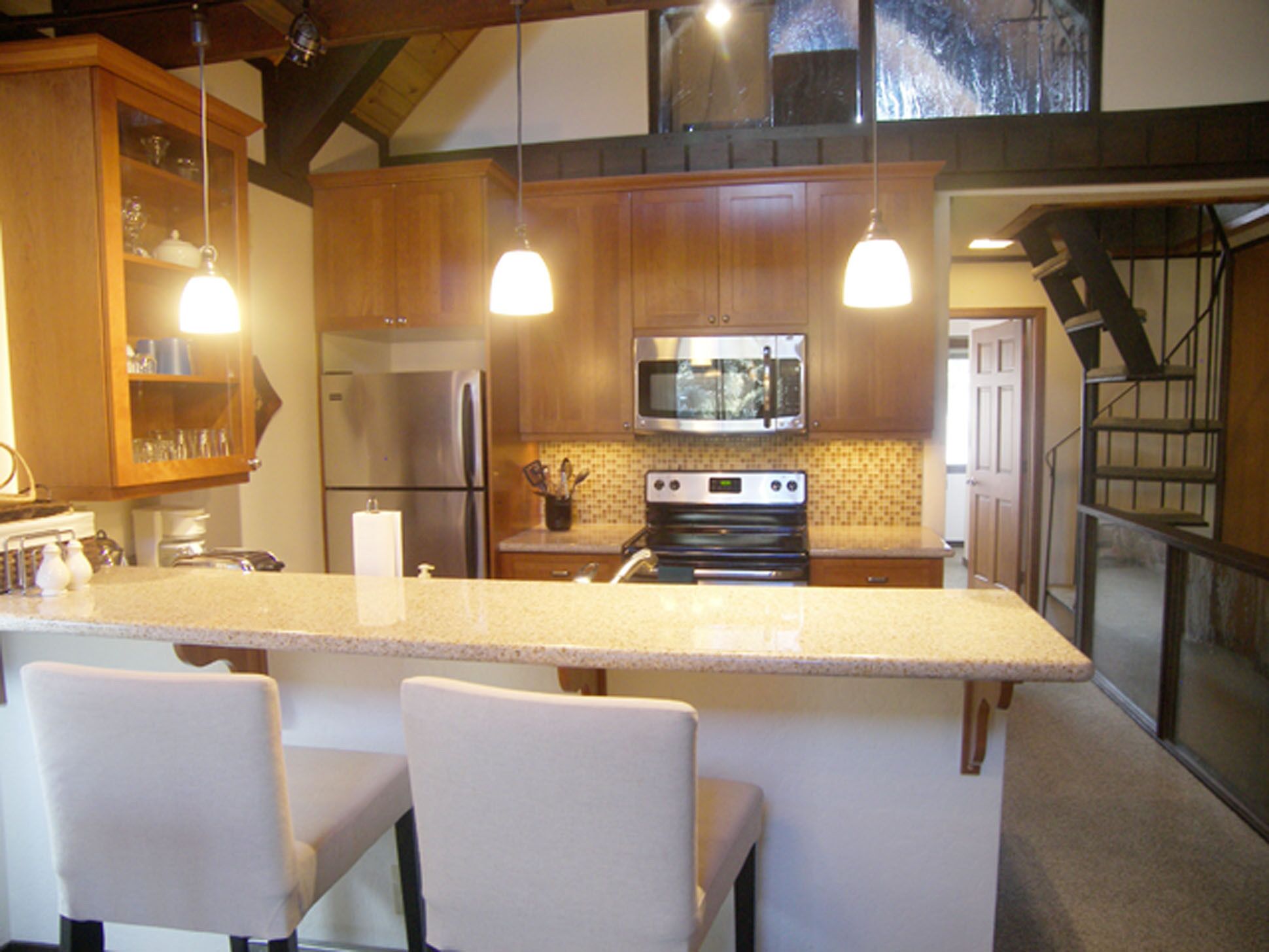 3BR 2BA Condo Easy Walk To  Hyatt Regency, Recreation Center