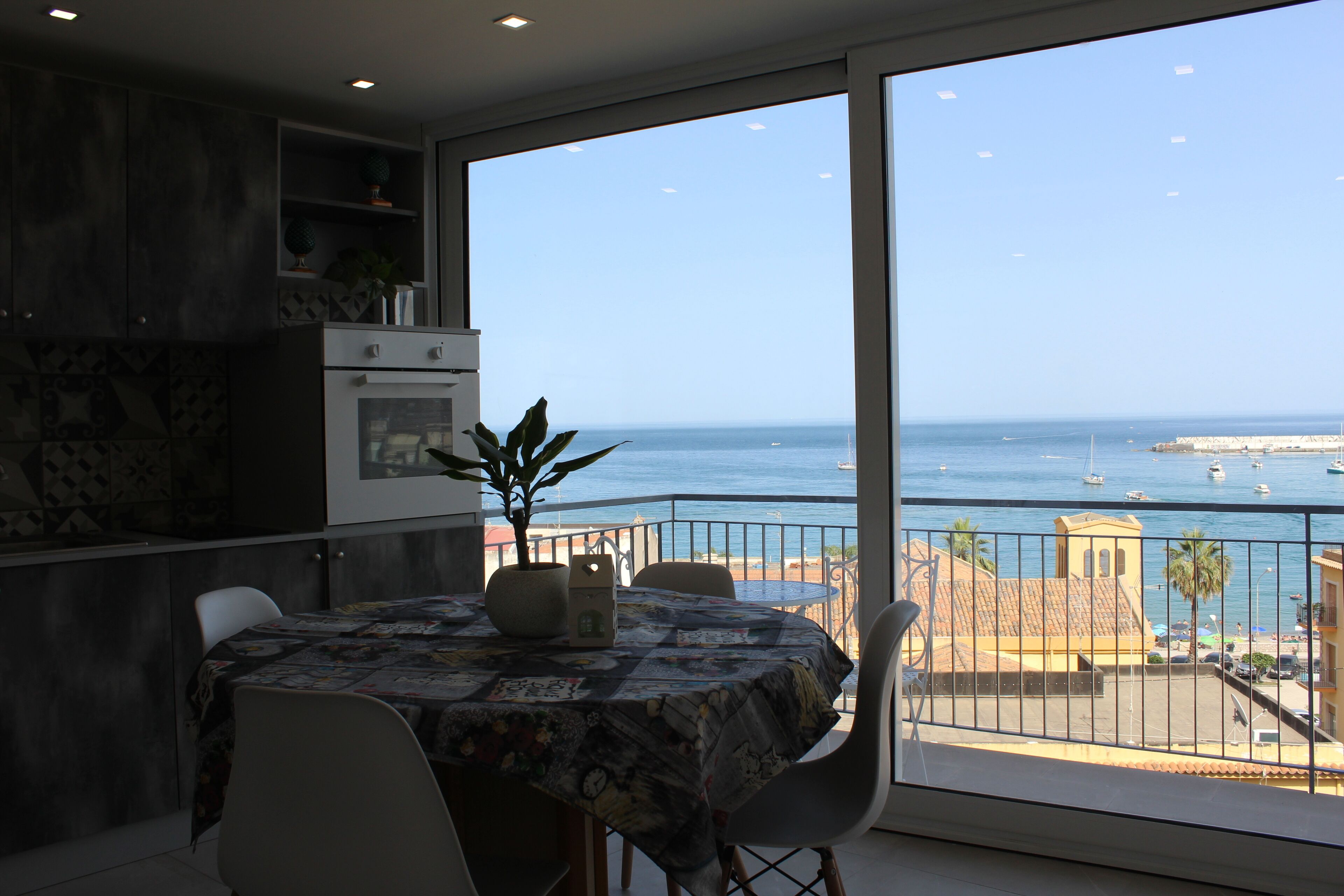 Vista Mare Apartments