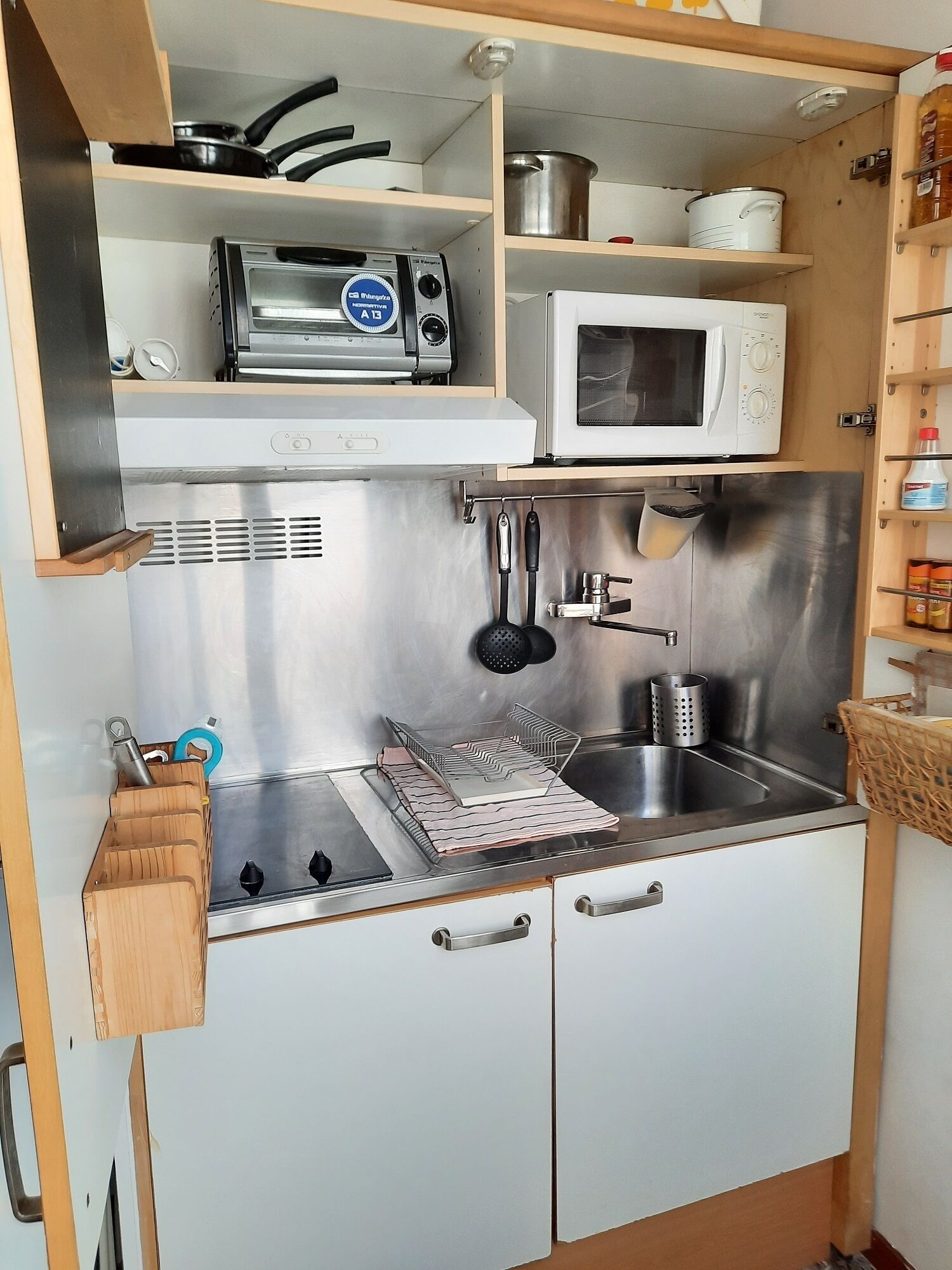 Apartment LEMON with terrace.