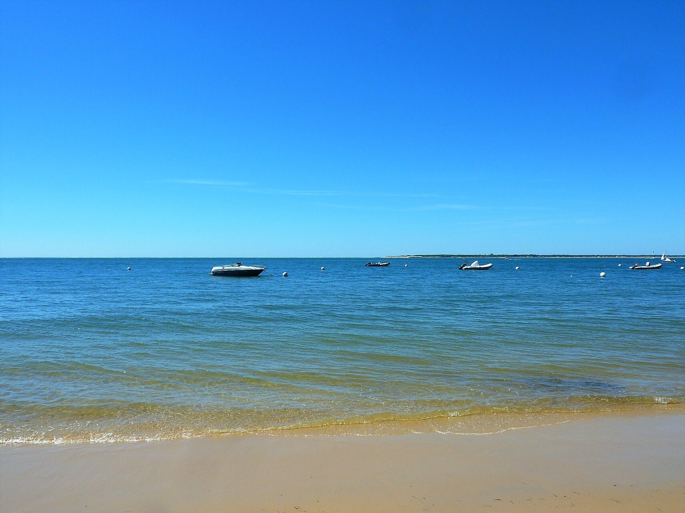 Central Arcachon - Modern 1-BR Apartment with Loft, 2 Terraces, A/C, and Secure Parking