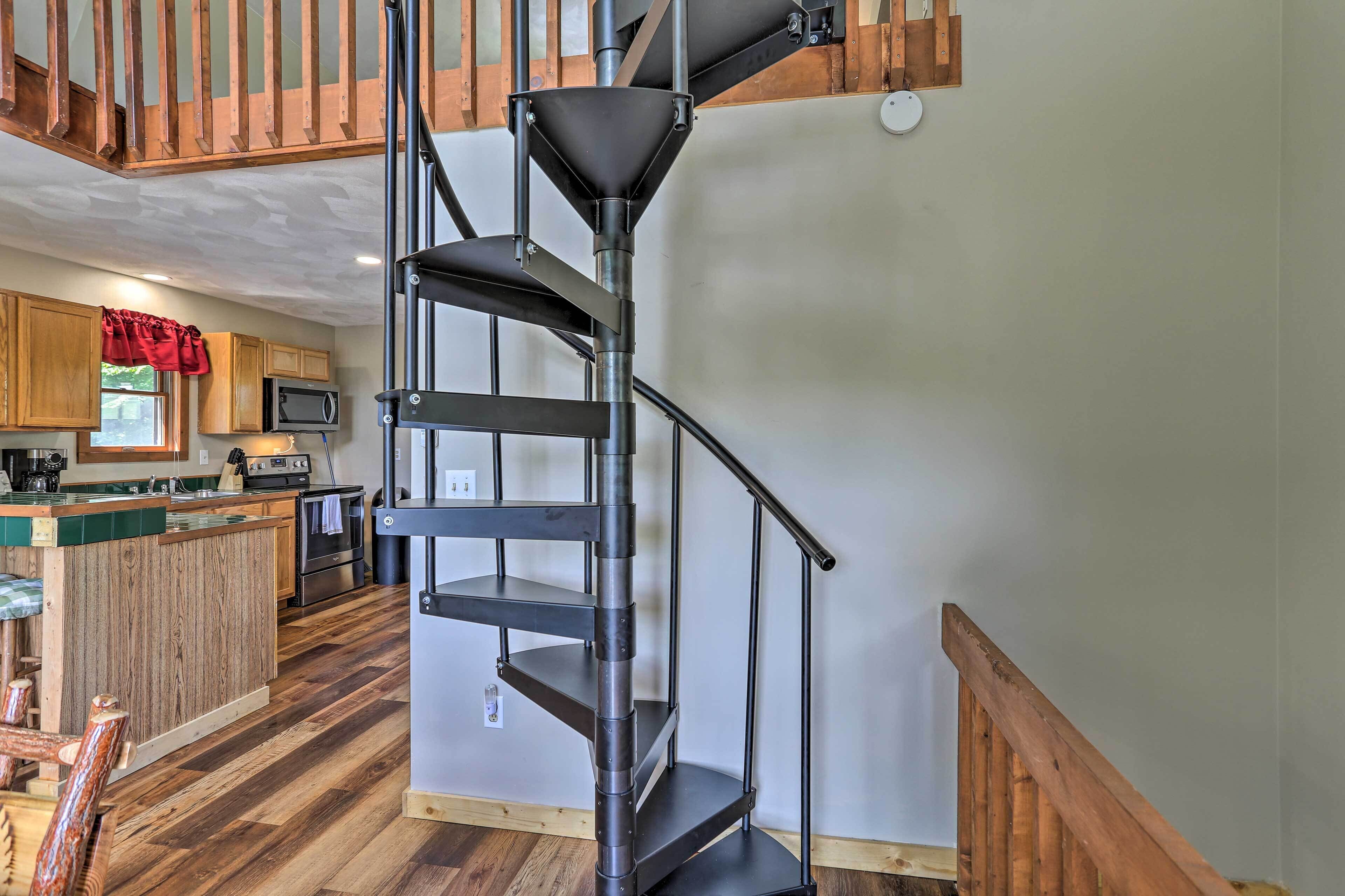 Acre Lake Chalet w/ Dock: Angler's Paradise!