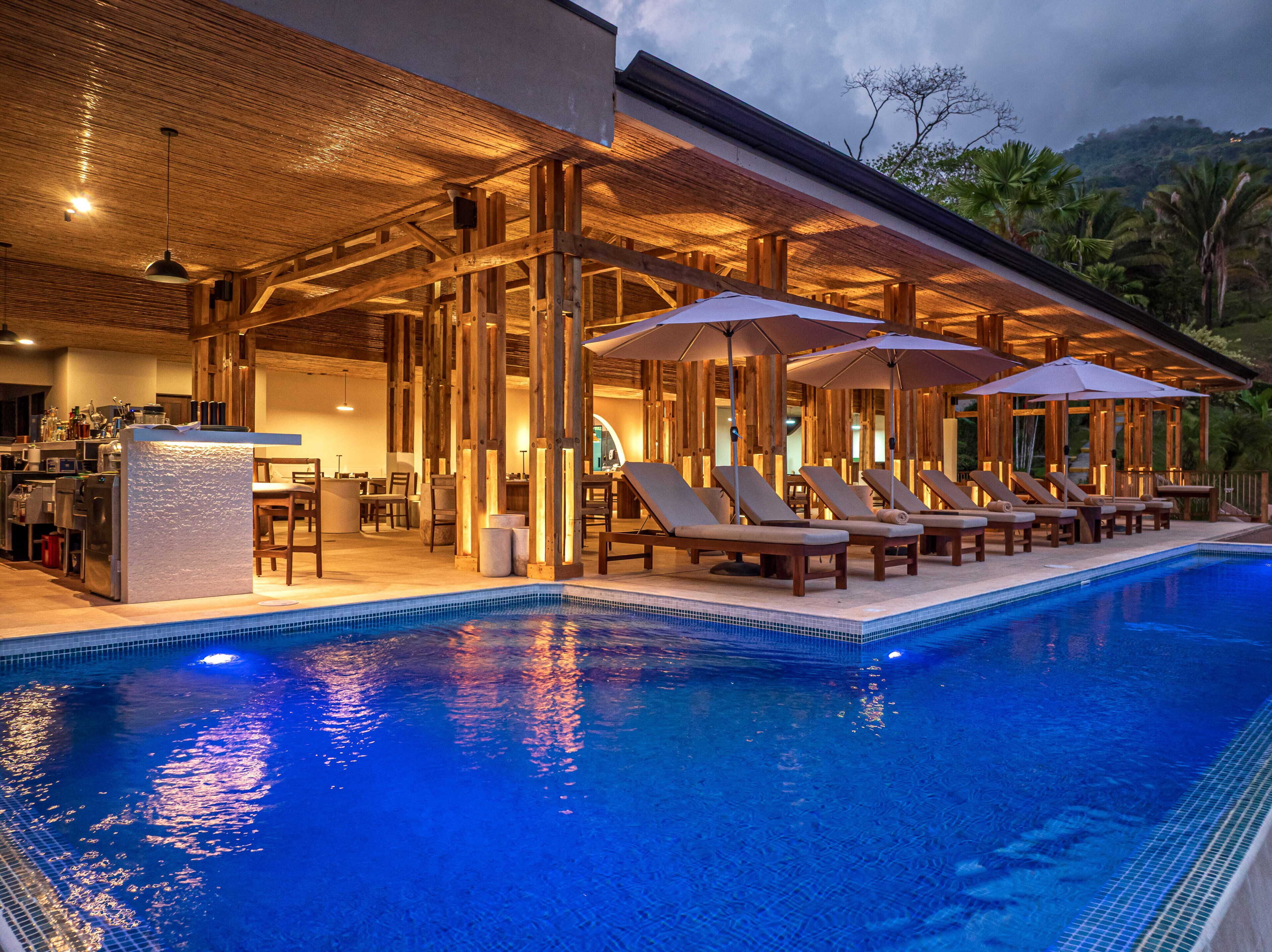 Tiki Villas Rainforest Lodge & Spa