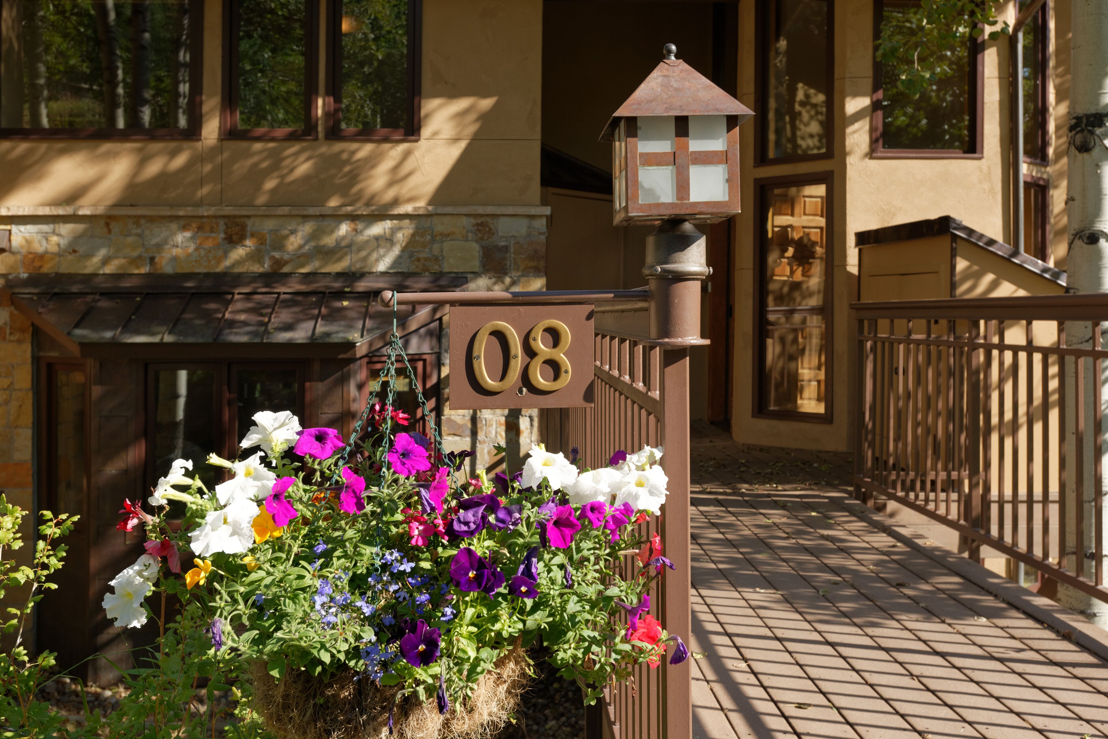 A four-bedroom mountain traditional retreat on Fanny Hill which is close to the Village mall.