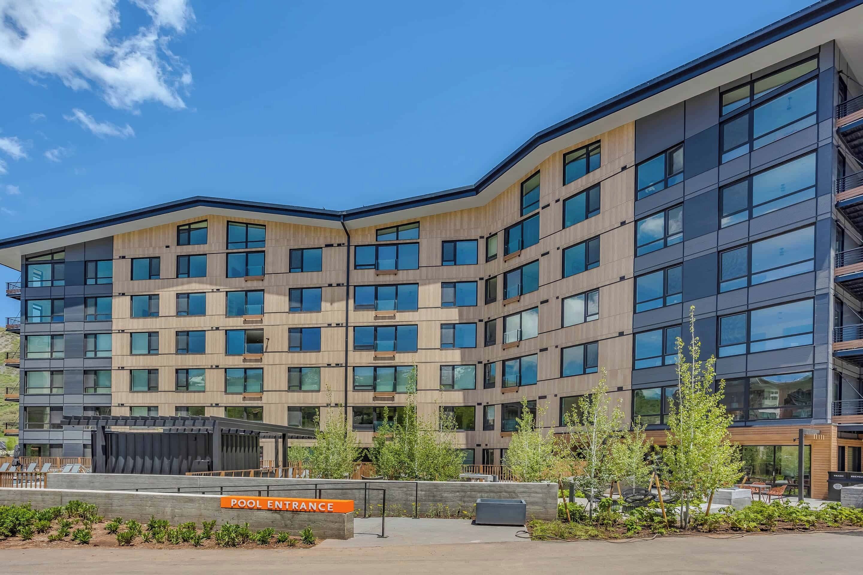 Electric Pass Lodge 307