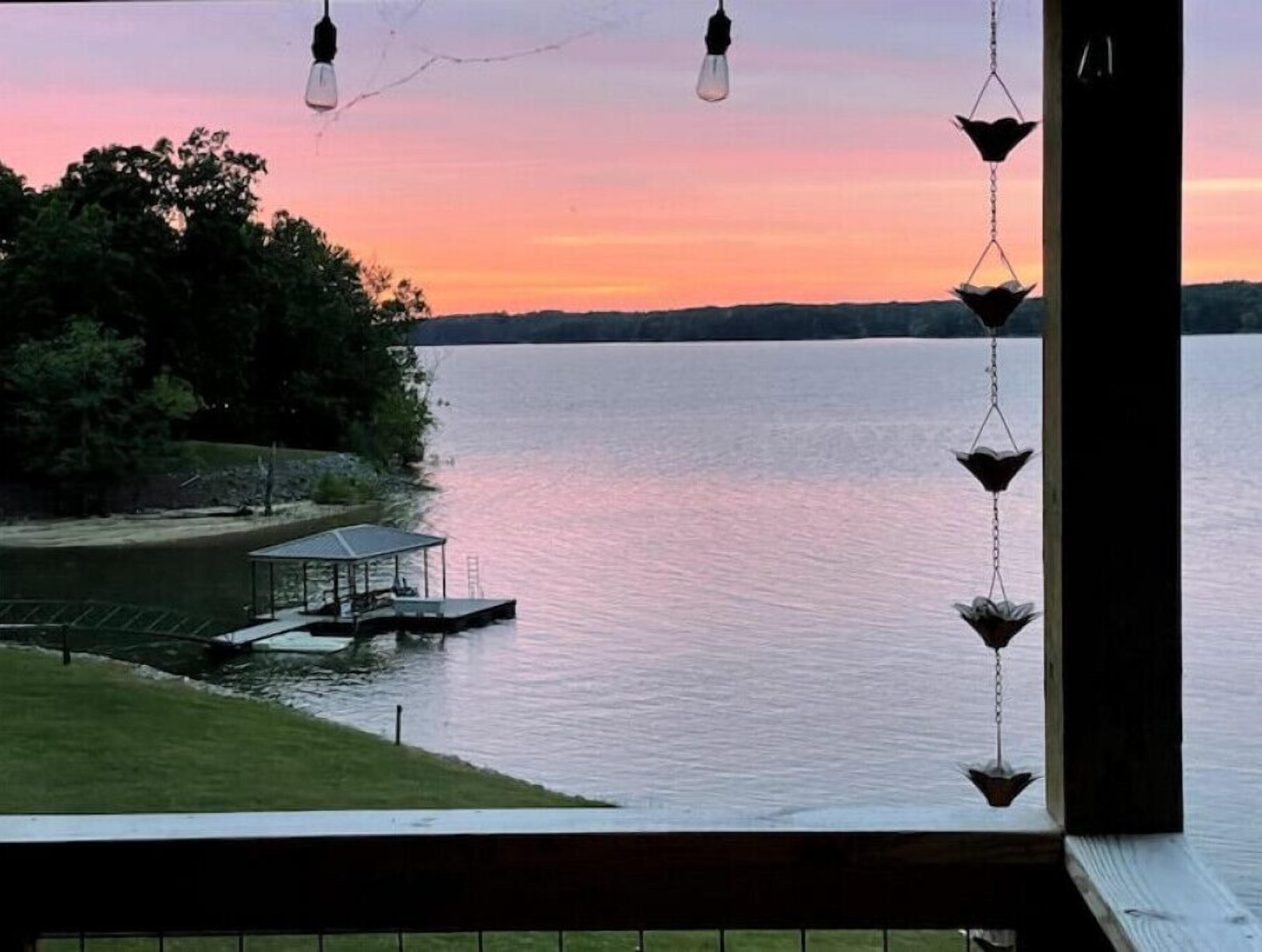 John H. Kerr Reservoir, Virginia Vacation Rentals. Book Beach Rentals