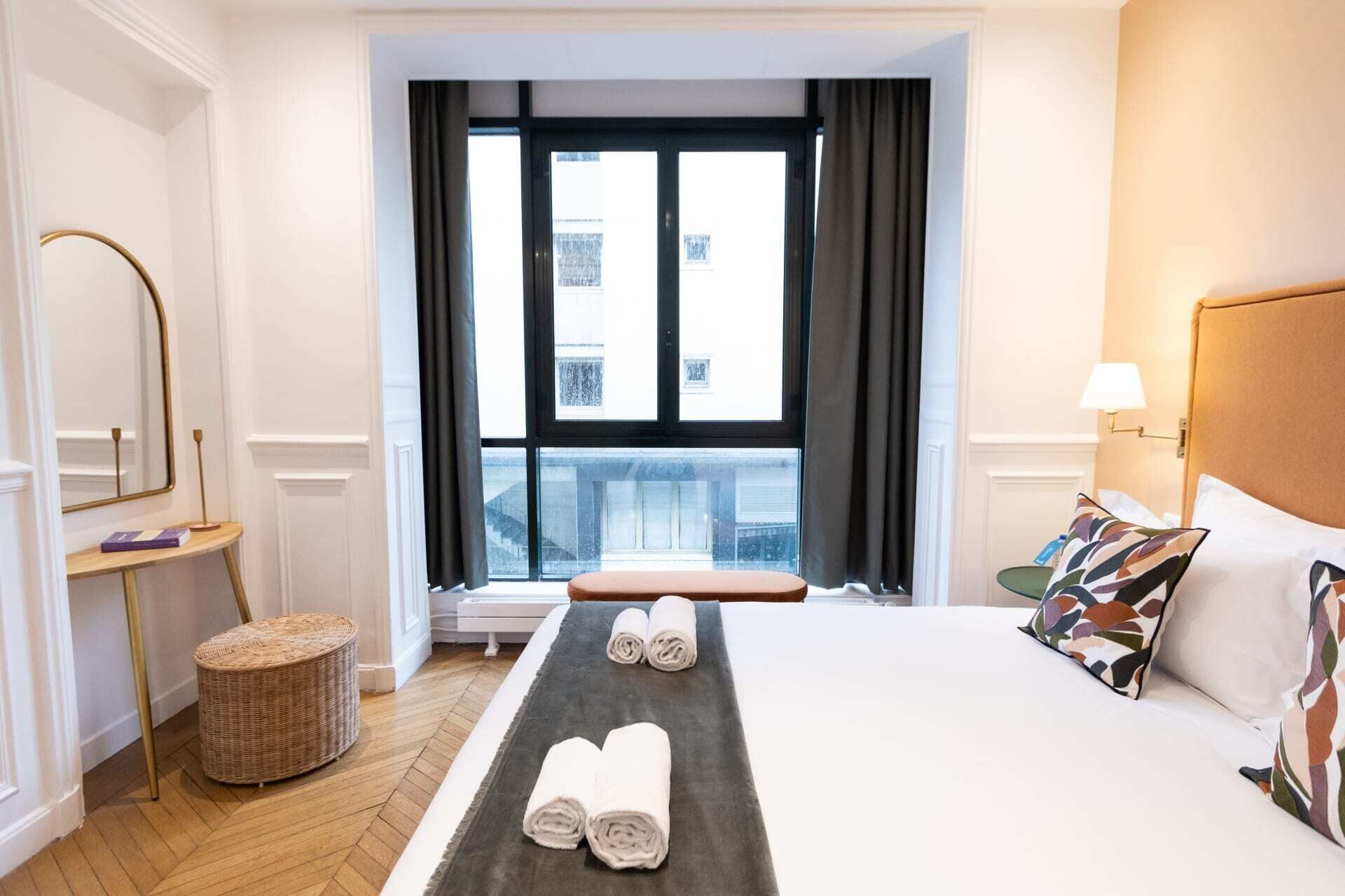 Sweett | Wagram Suite I